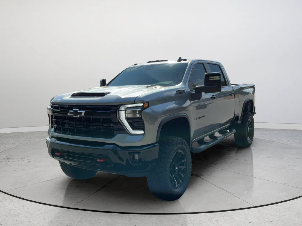 New 2026 Sterling Gray Metallic Chevrolet LT image 3