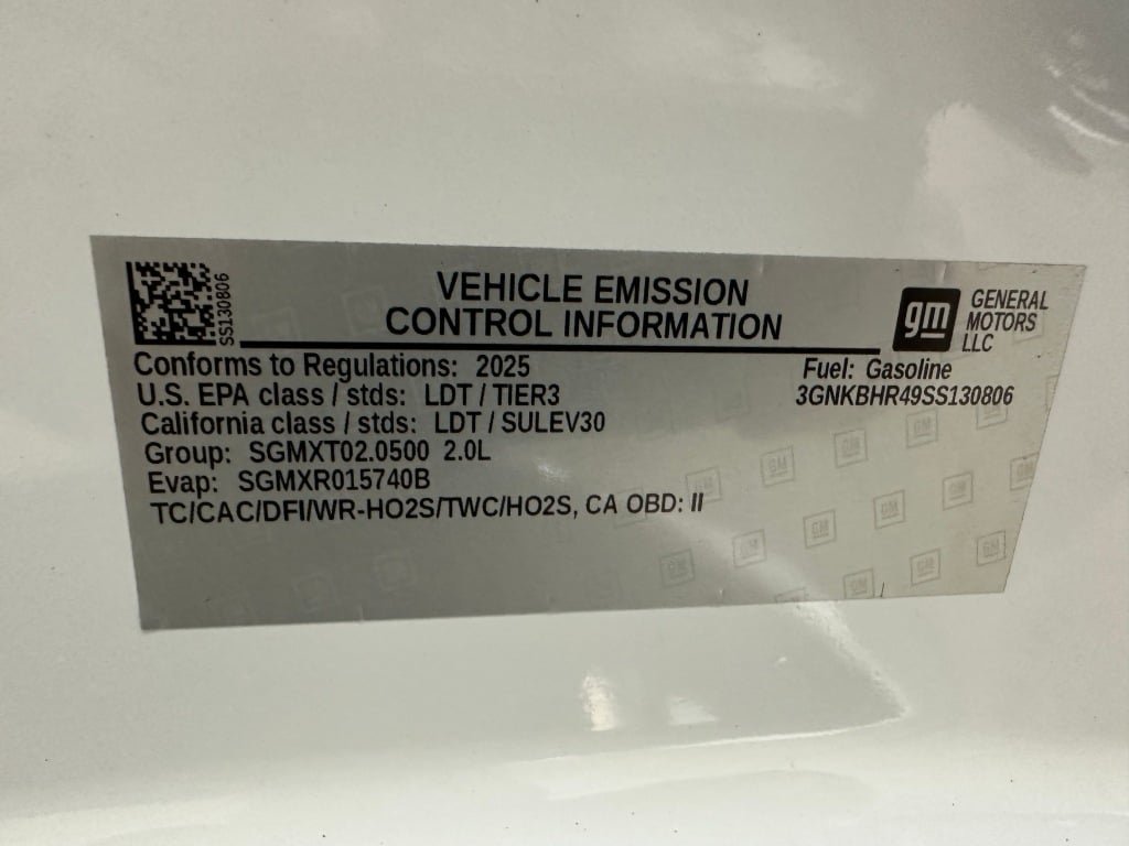 Used 2025 Summit White Chevrolet LT image 38