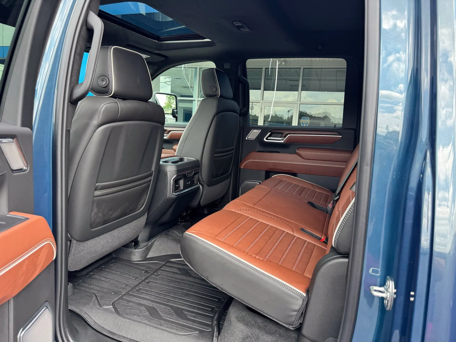 2026 GMC Sierra 2500HD Denali Ultimate - Photo 22
