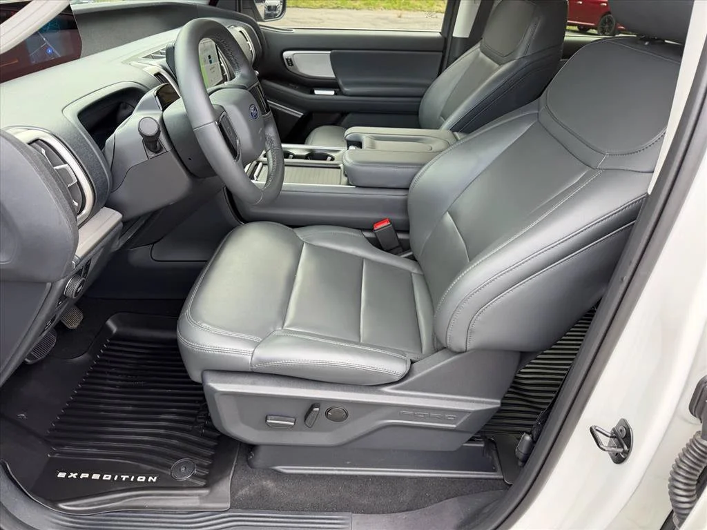 Used 2026 White Ford Active image 8