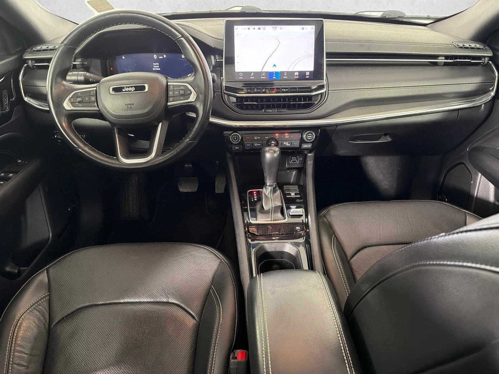 Used 2022 Diamond Black Crystal Pearlcoat Jeep High Altitude image 25