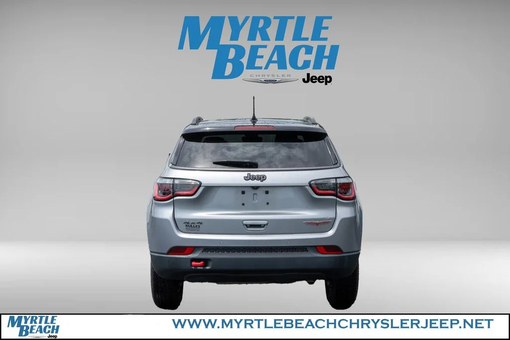Certified Used 2021 Billet Silver Metallic Jeep Trailhawk image 5