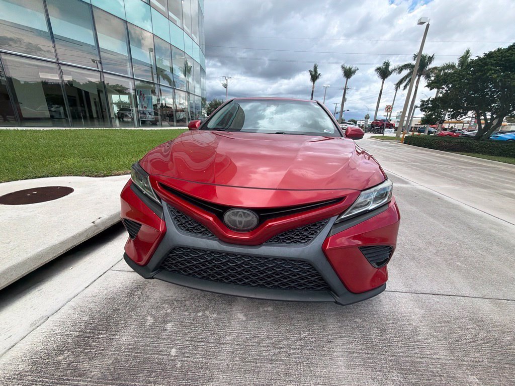 Used 2020 Red Toyota  image 5