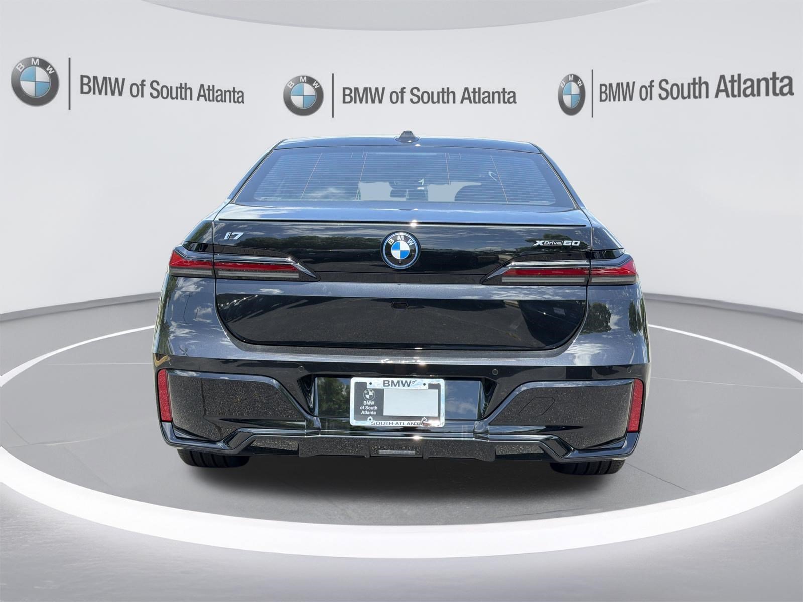 New 2026 Black Sapphire Metallic BMW xDrive60 image 21