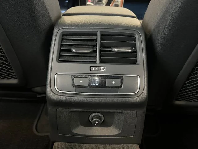 Used 2022 Brilliant Black Audi Premium image 44