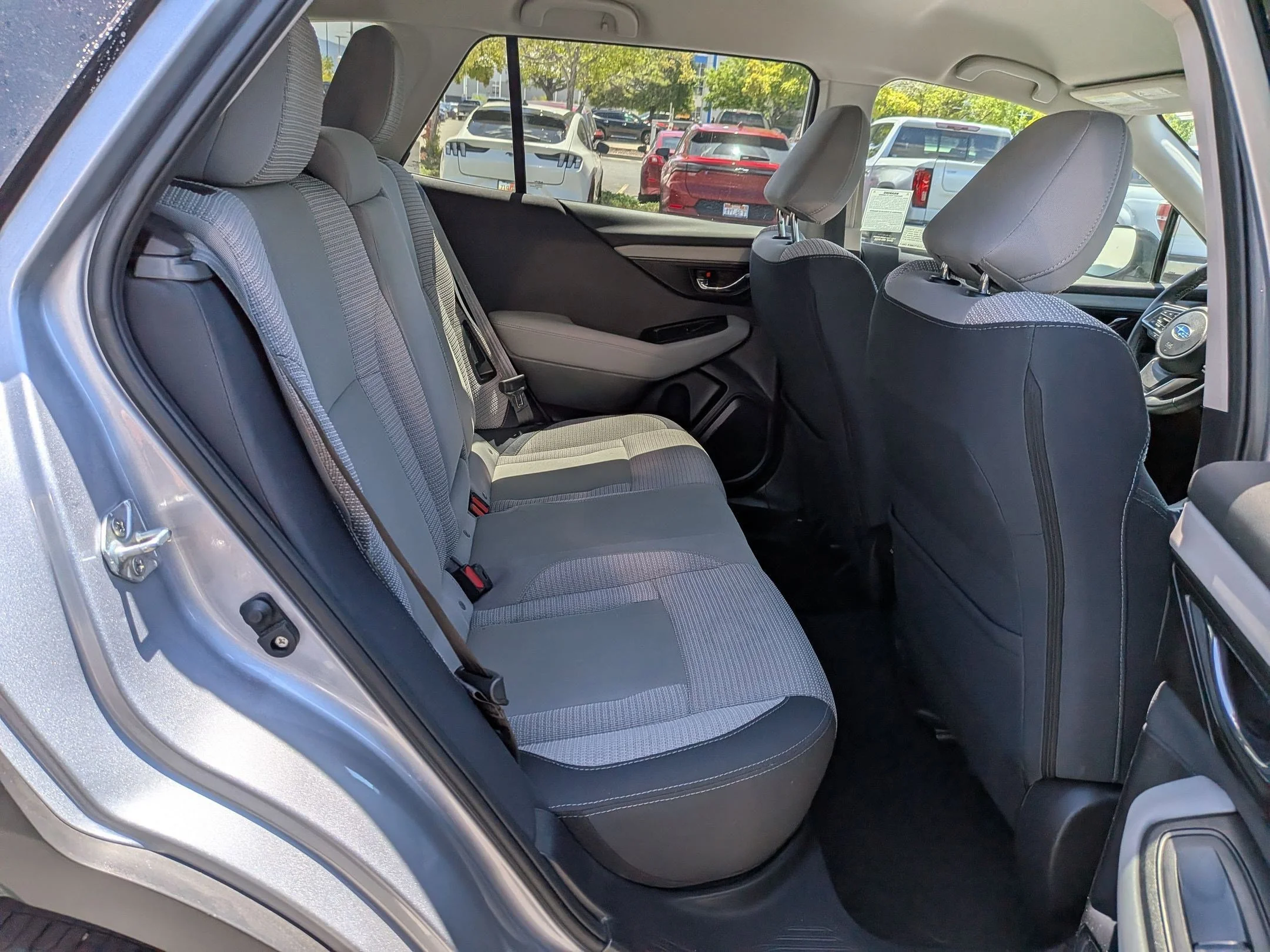 2024 Subaru Outback Premium - Photo 28