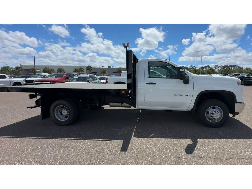 New 2026 Summit White Chevrolet Work Truck image 9
