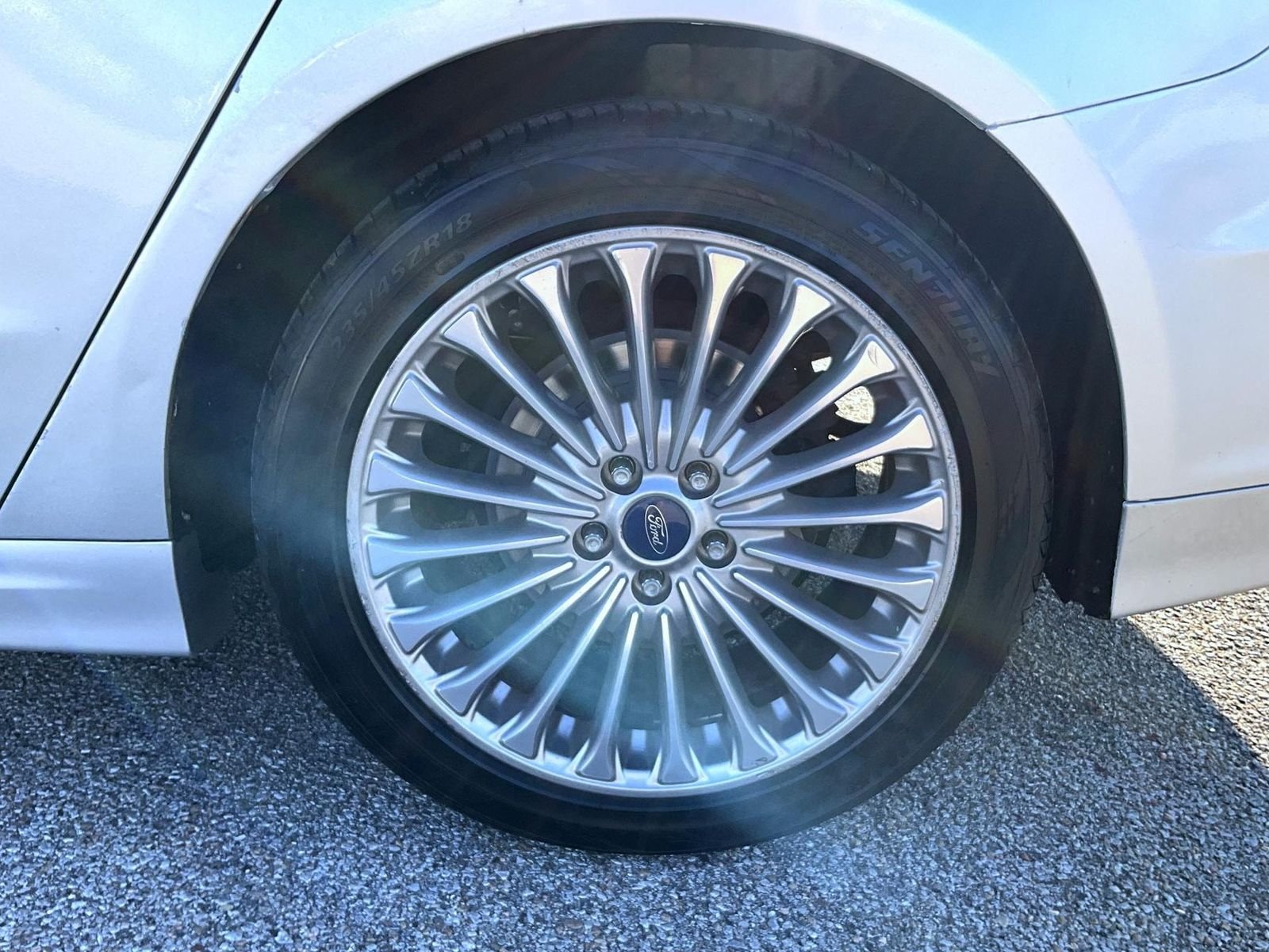 Used 2016 Silver Ford Titanium image 23