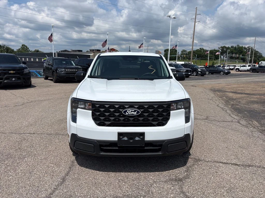 Used 2025 Oxford White Ford XL image 2