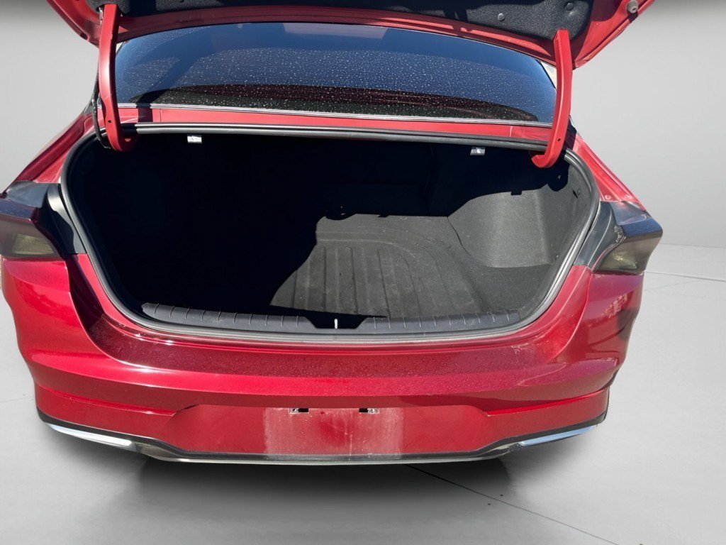 Used 2021 Passion Red Kia GT-Line image 10