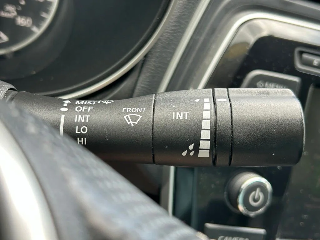 Used 2019 Gun Metallic Nissan 3.5 SV image 29
