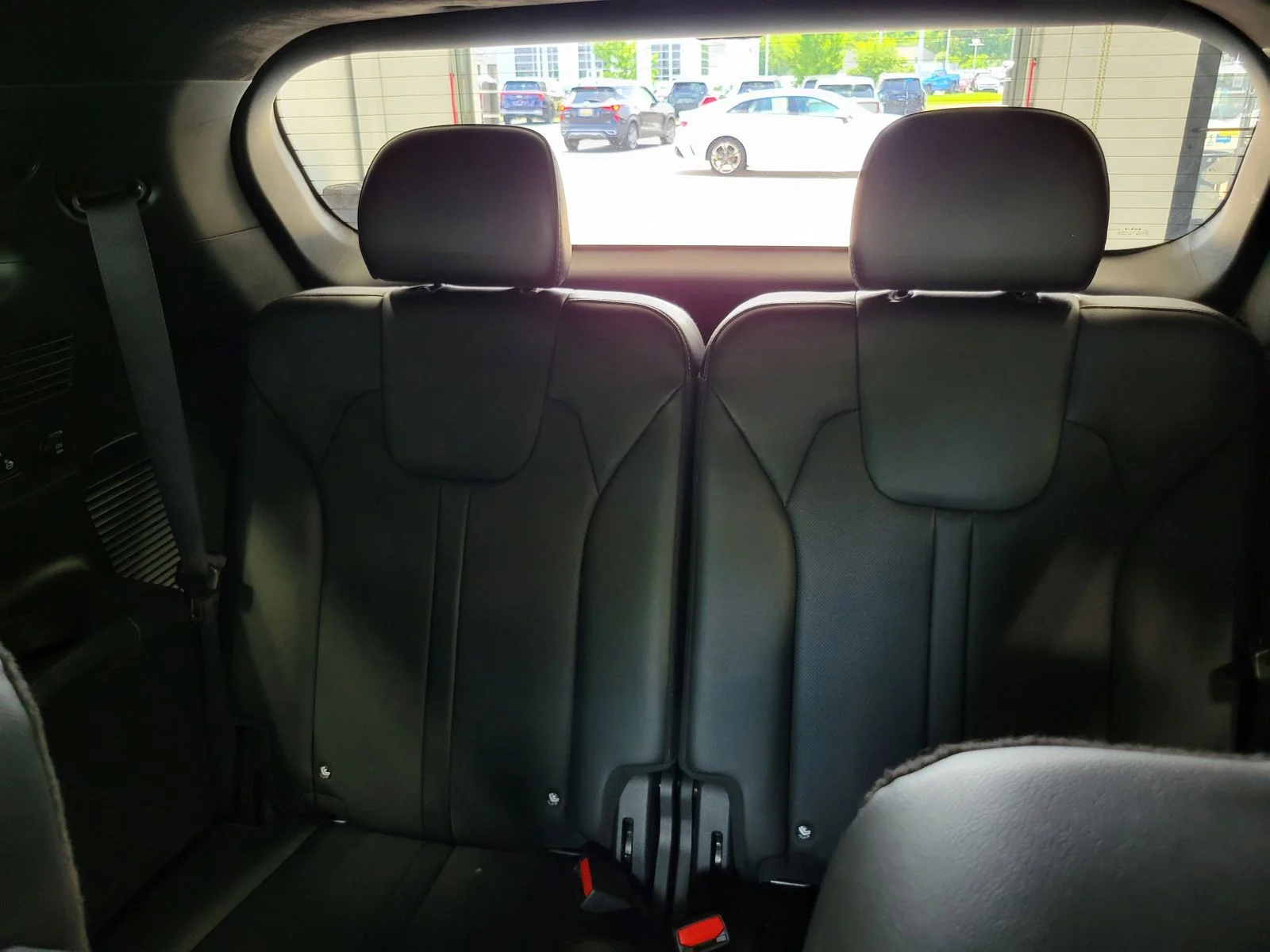 Certified Used 2024 Black Kia X-Pro SX Prestige image 26