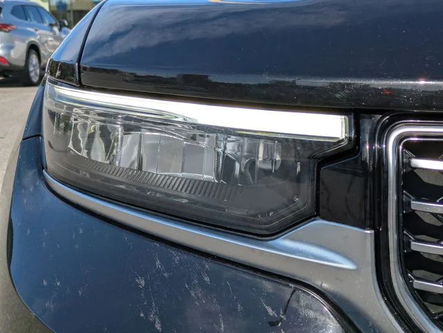Certified Used 2021 Diamond Black Jeep Summit image 10
