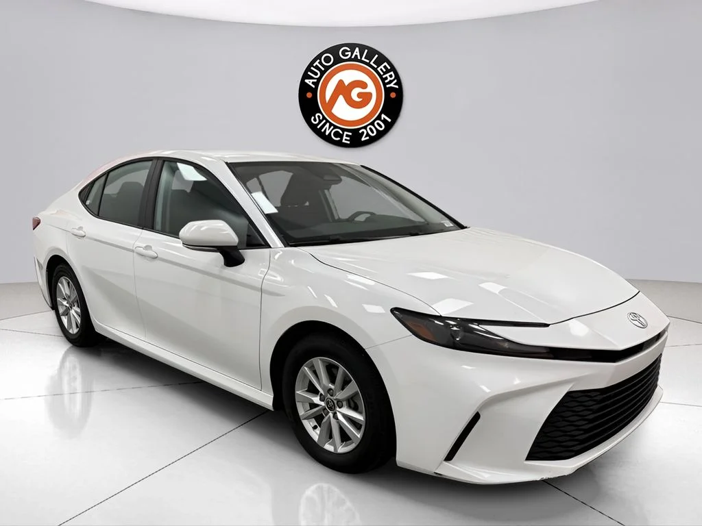 Used 2025 White Toyota LE image 1