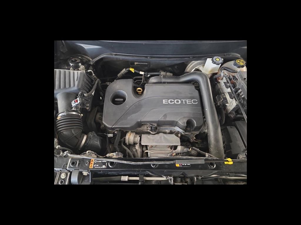 Used 2021 Black Chevrolet LT image 21