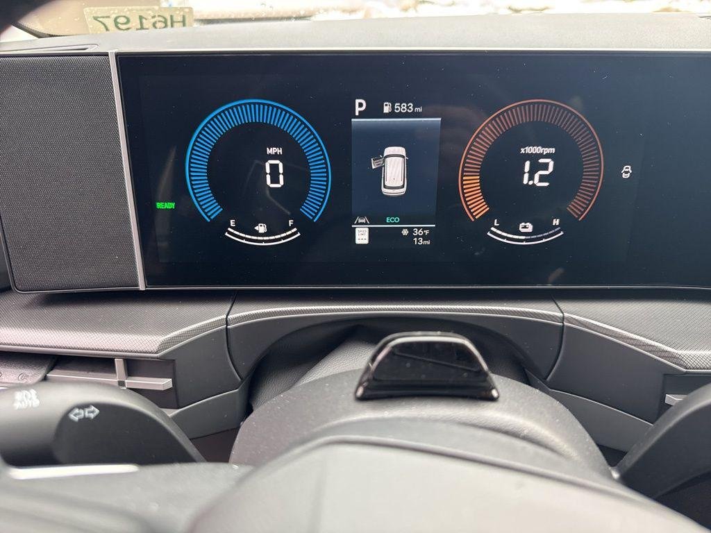 New 2026 White Hyundai SEL image 17