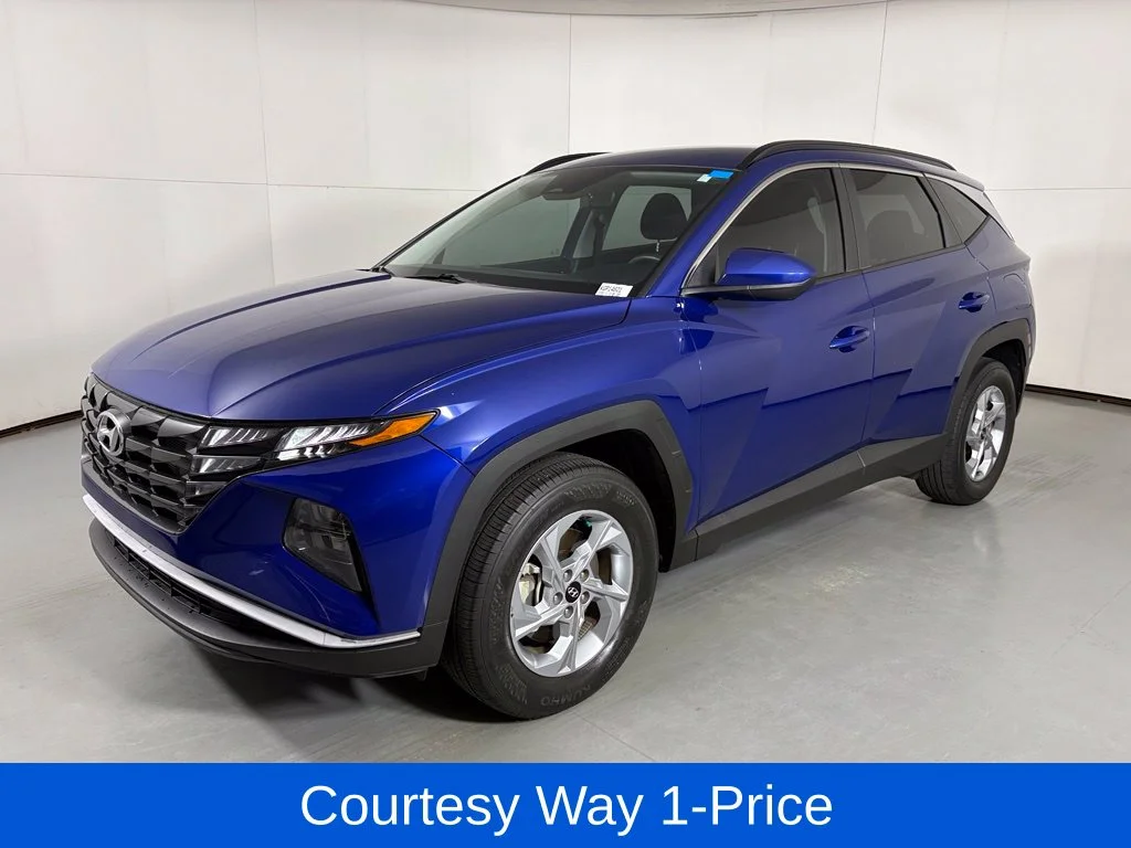 Used 2024 Blue Hyundai SEL image 5