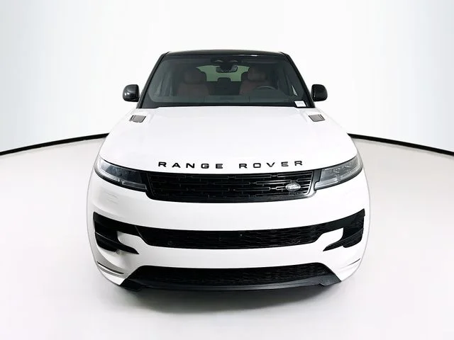 New 2026 White Land Rover Dynamic SE image 2