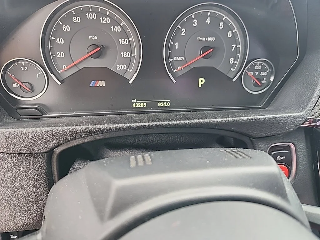 Used 2020 Alpine White BMW Competition image 5