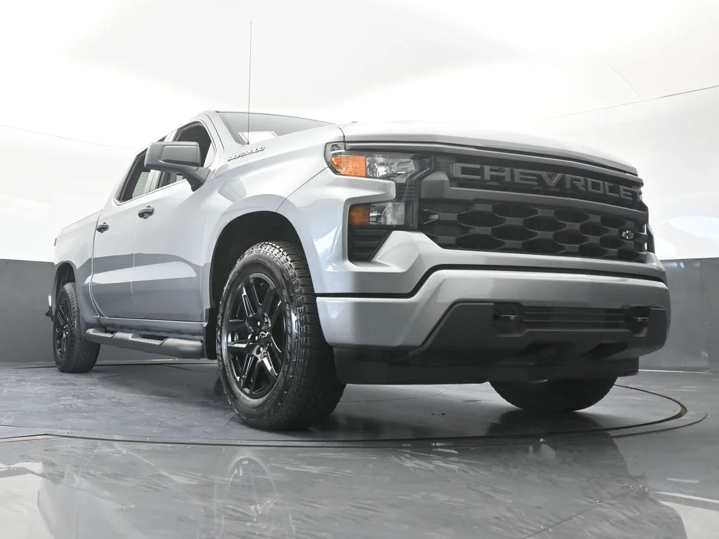Used 2025 Sterling Gray Metallic Chevrolet Custom image 56