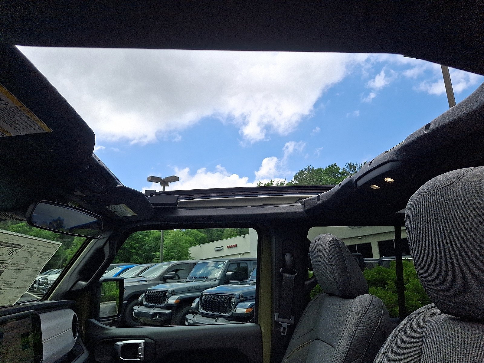 2025 Jeep Wrangler 4-Door Sport S - Photo 8