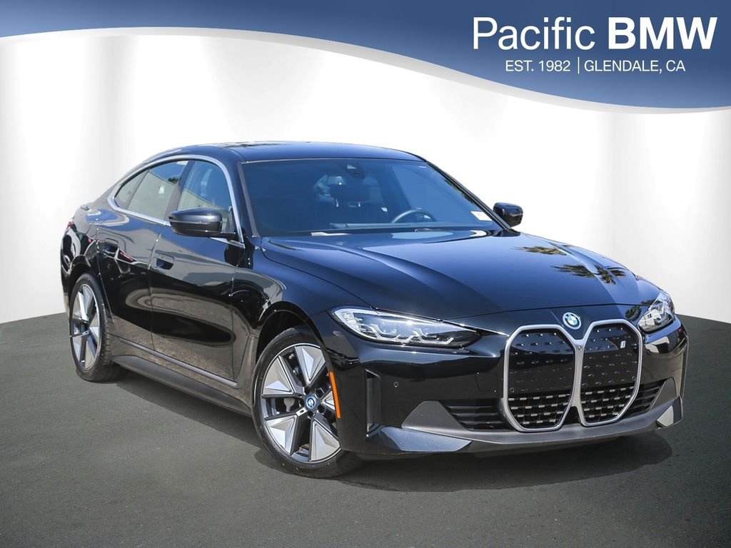 2023 BMW i4 eDrive35's photo