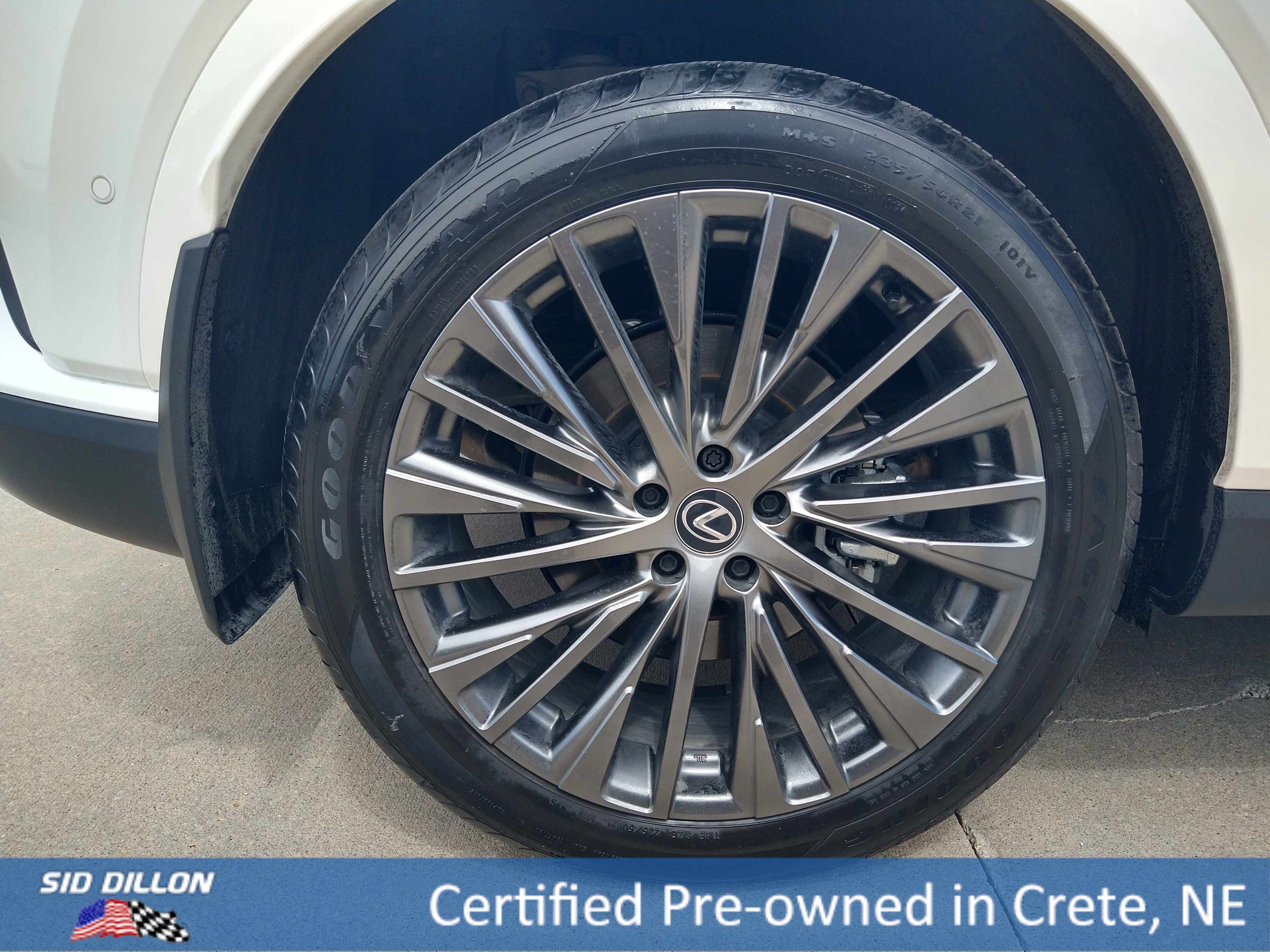 Used 2024 Eminent White Pearl Lexus Luxury image 11