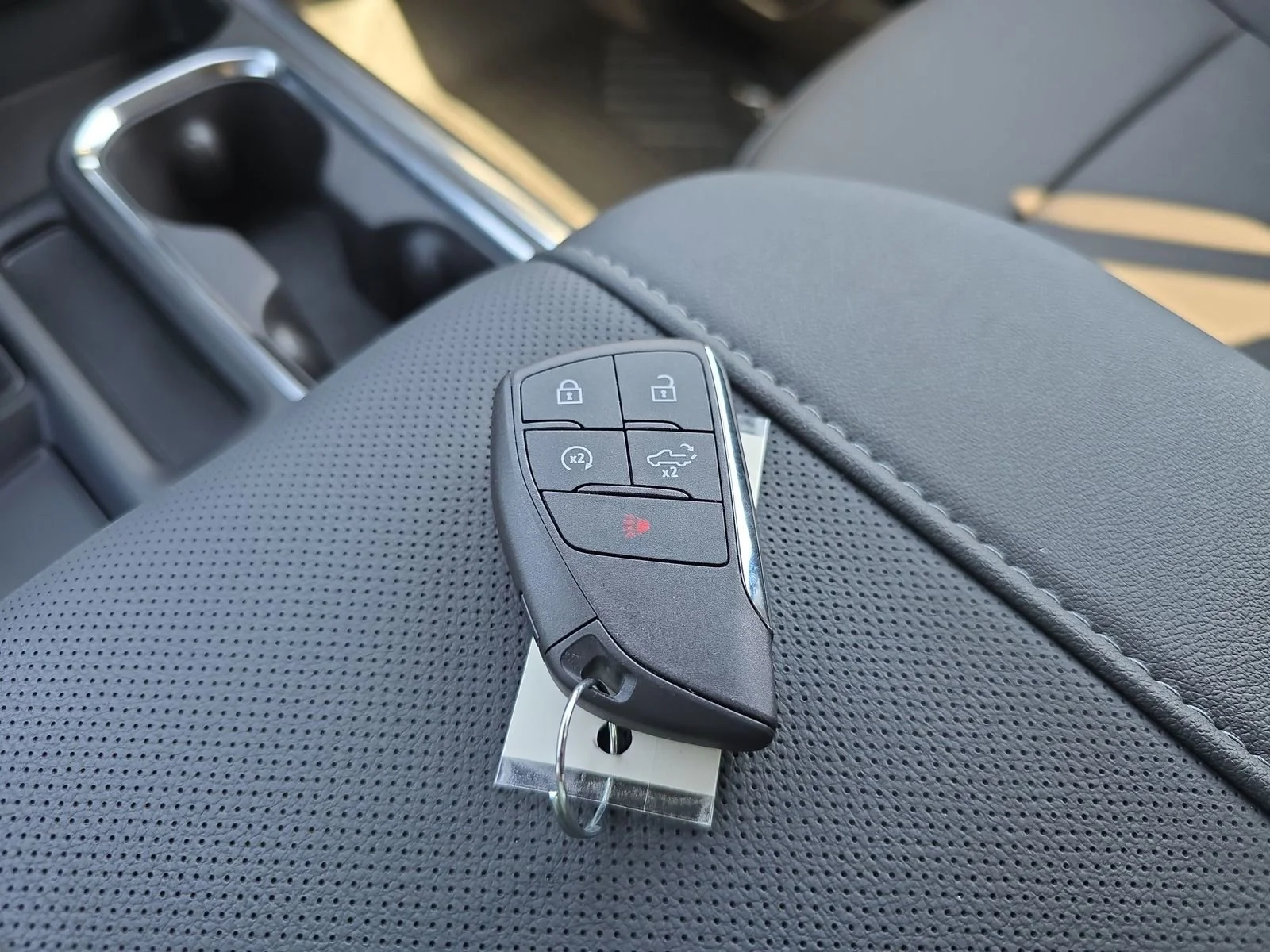 2026 Chevrolet Silverado 1500 LTZ - Photo 17