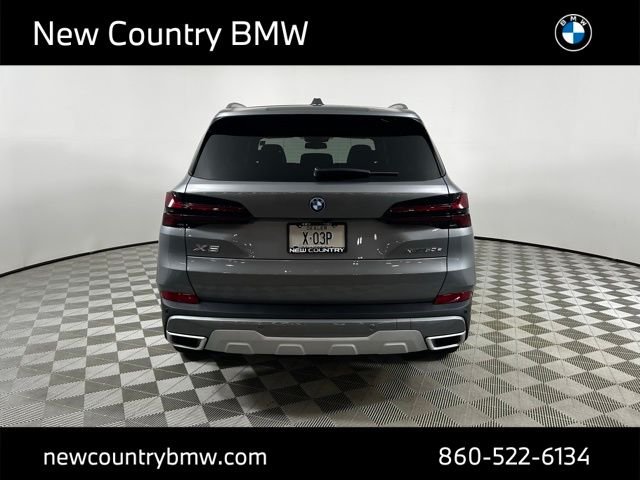 2026 BMW X5 50e - Photo 6