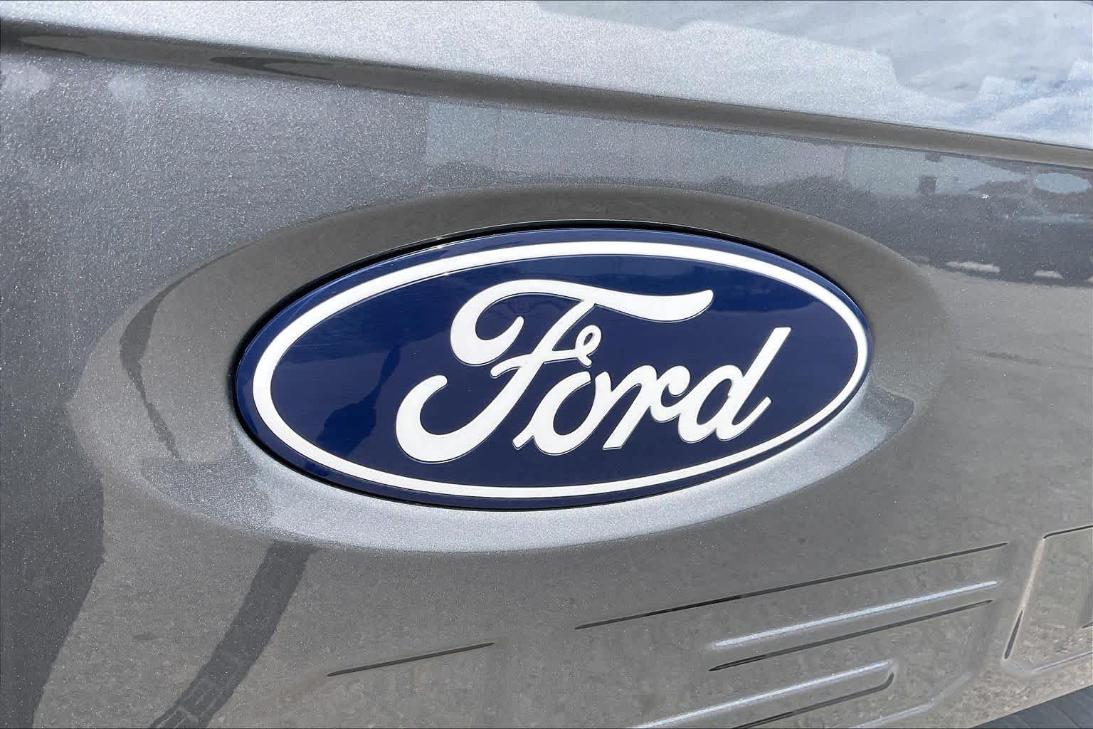 Used 2024 Carbonized Gray Ford XLT image 46
