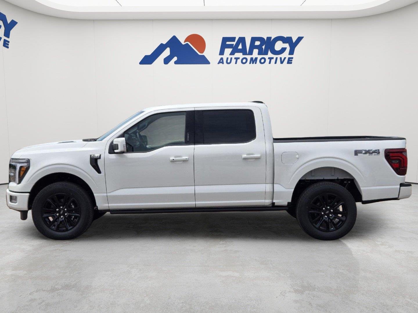 New 2026 Star White Metallic Tri-Coat Ford Platinum® image 16
