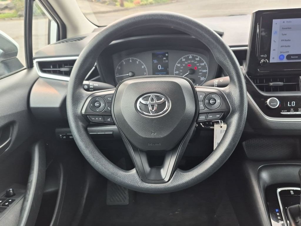 Used 2024 Ice Toyota LE image 13