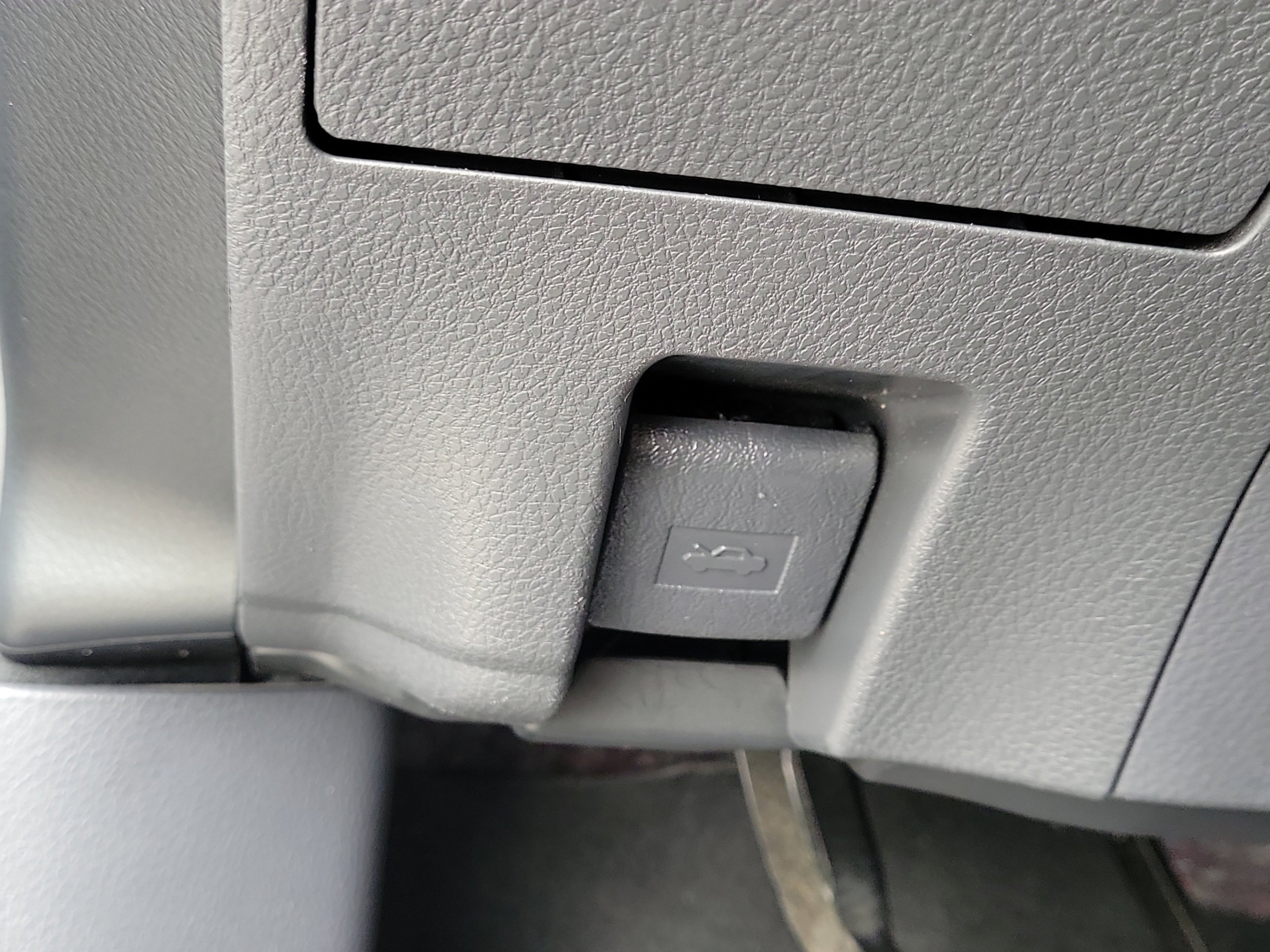 Used 2021 Aqua Toyota SE image 24