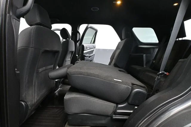 2017 Ford Explorer XLT - Photo 35