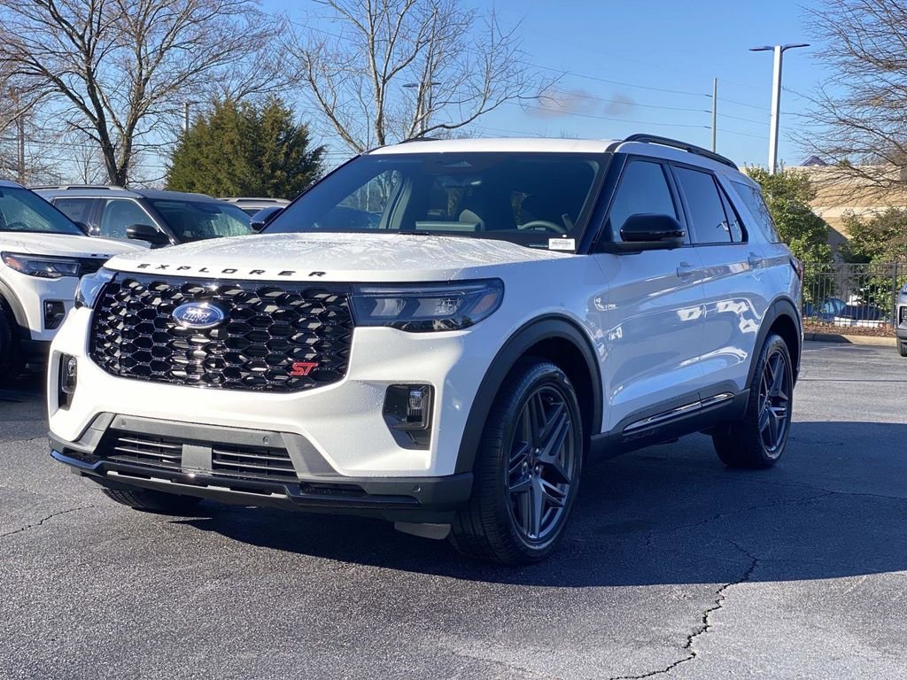 2026 Ford Explorer ST - Photo 7