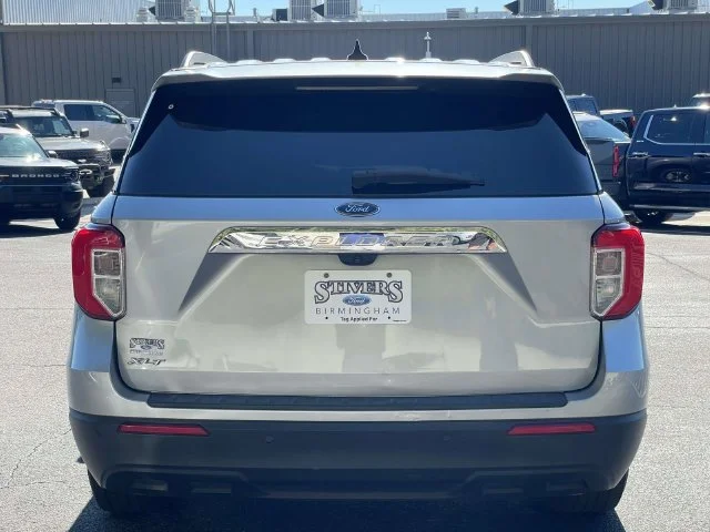 Certified Used 2023 Silver Metallic Ford XLT image 5