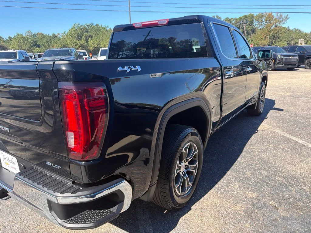 Used 2026 Onyx Black GMC SLT image 5