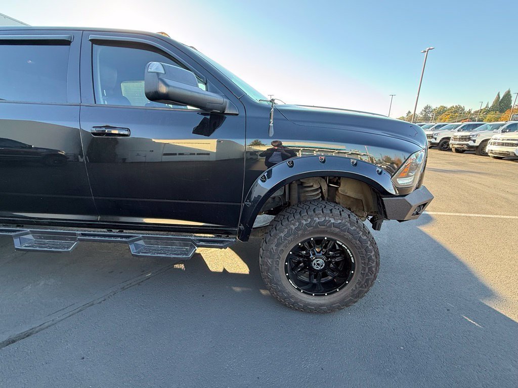 Used 2015 Brilliant Black Crystal Pearlcoat Ram Laramie image 6