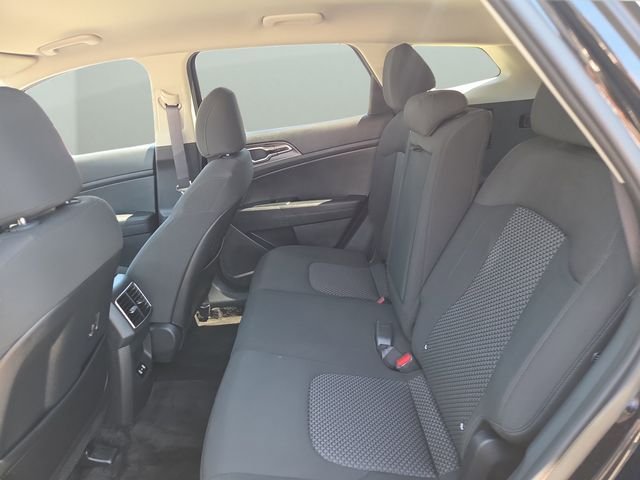 Used 2026 Fusion Black Kia S image 31