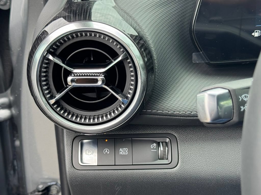2026 Chevrolet Equinox LT - Photo 35