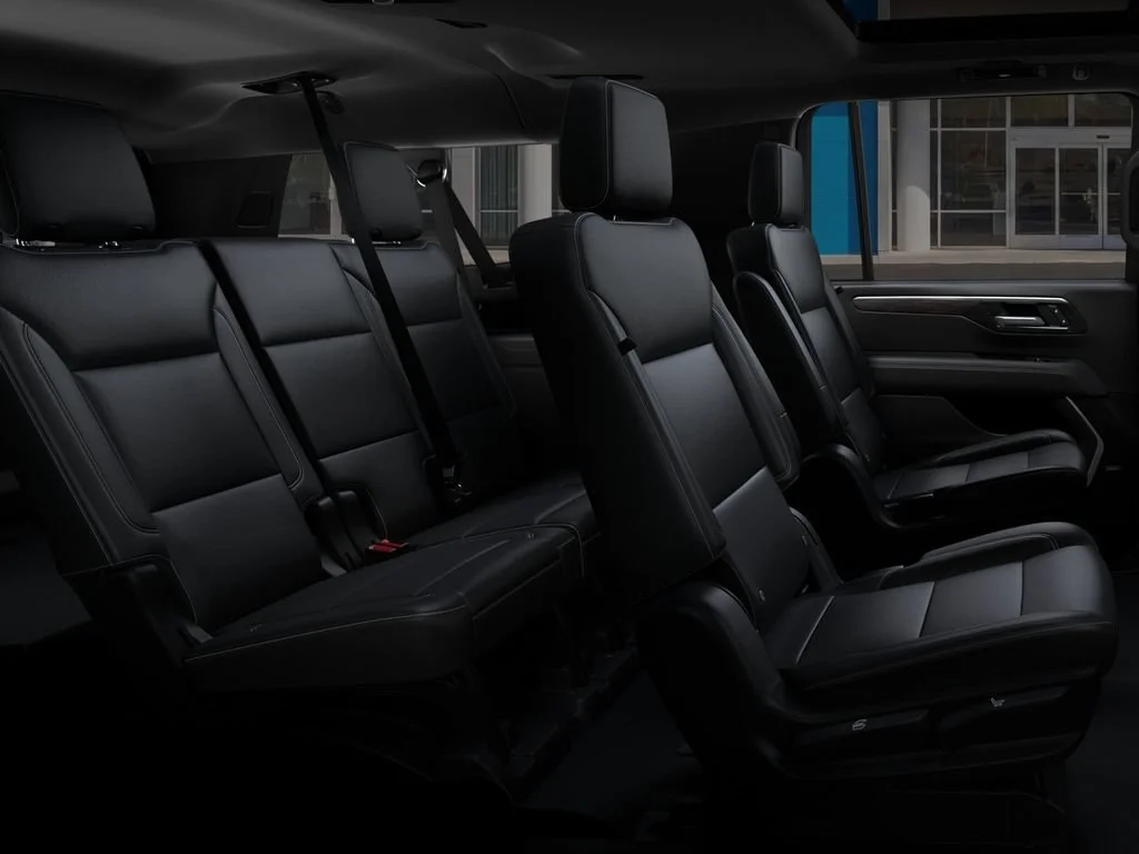 2026 Chevrolet Suburban LT - Photo 10