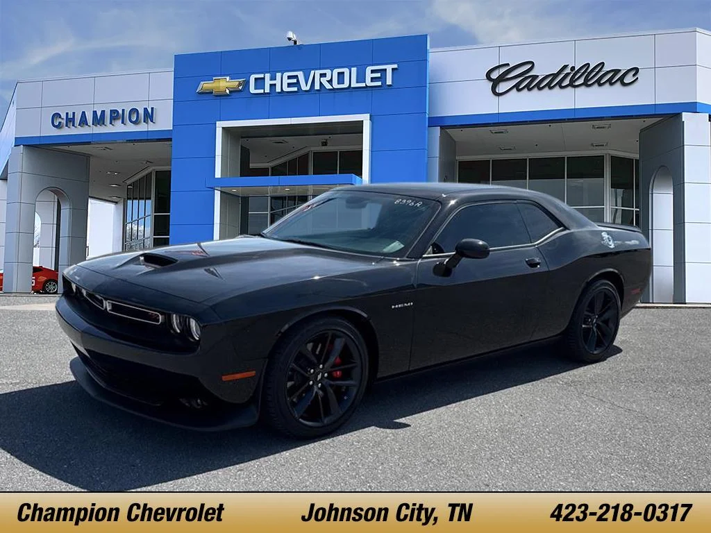2022 Dodge Challenger R/T's photo