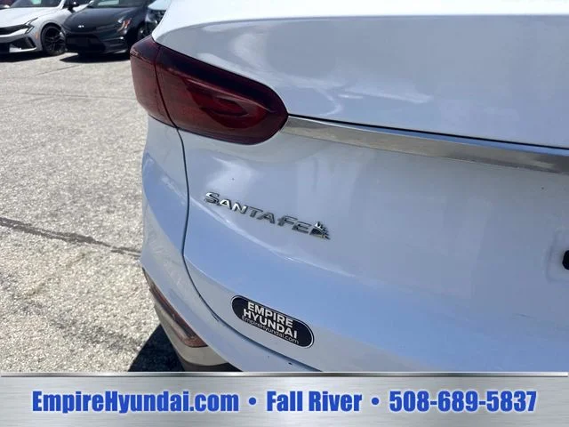 Used 2020 Gray Hyundai SE image 5