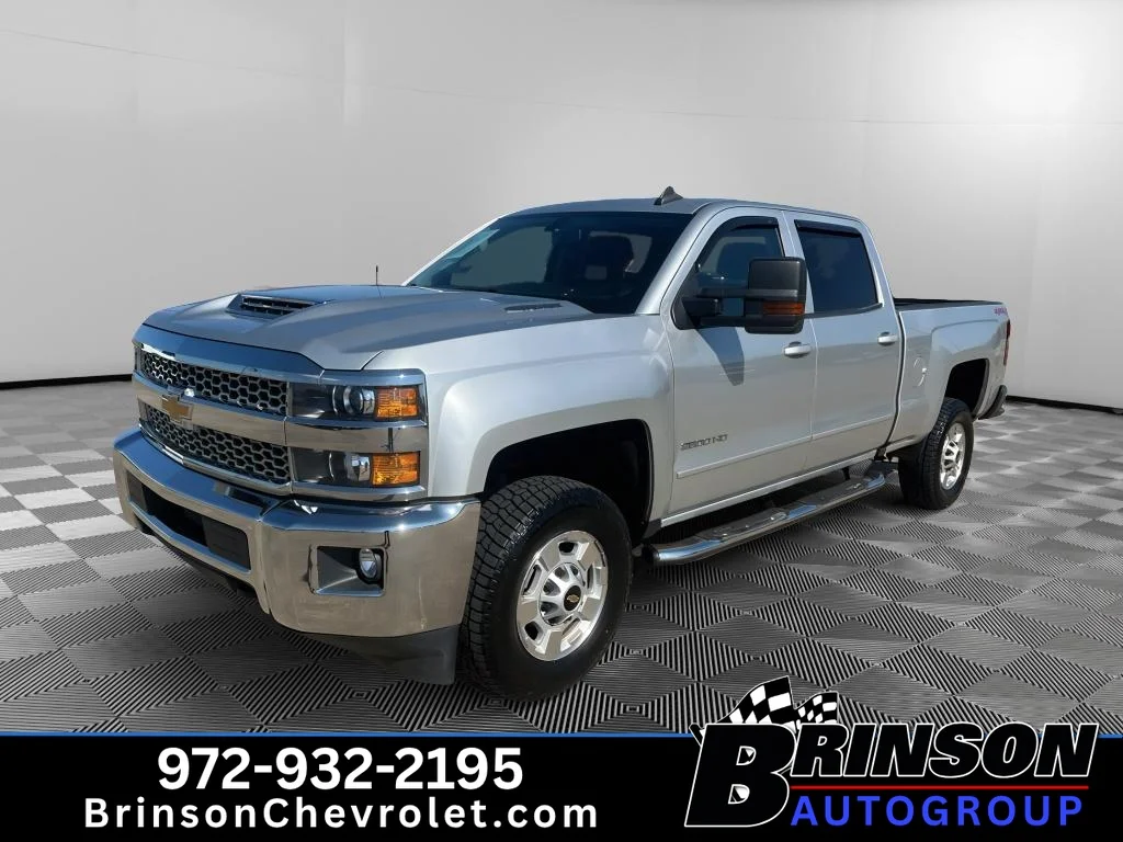 Used 2019 Silver Ice Metallic Chevrolet LT image 1