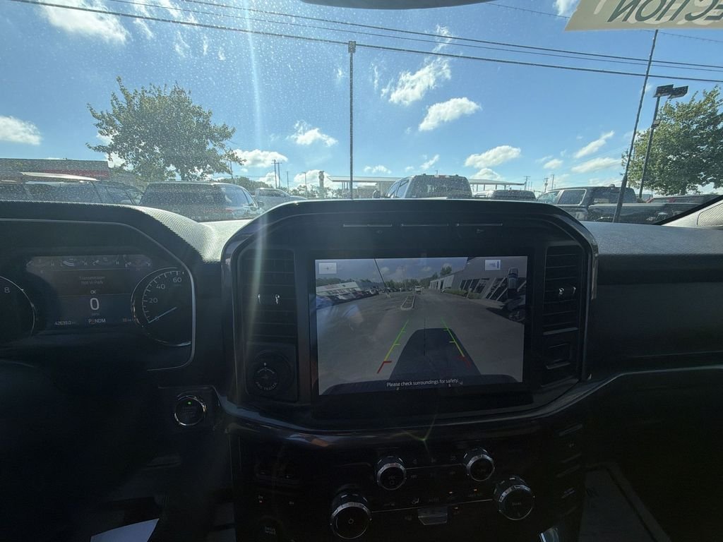 Used 2022 Black Ford XLT image 17