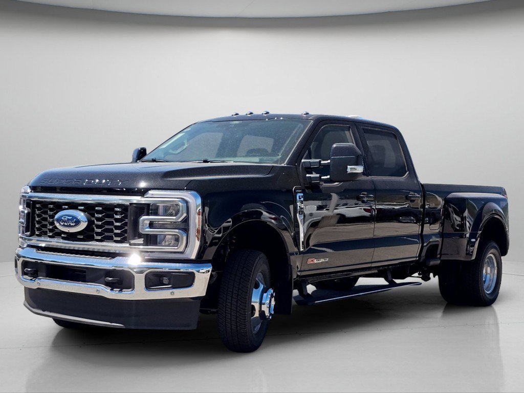 New 2026 Agate Black Metallic Ford LARIAT image 23