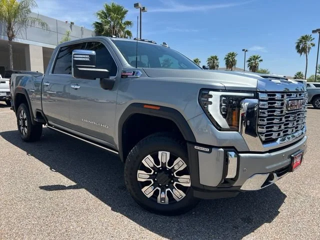 Used 2025 Sterling Metallic GMC Denali image 1