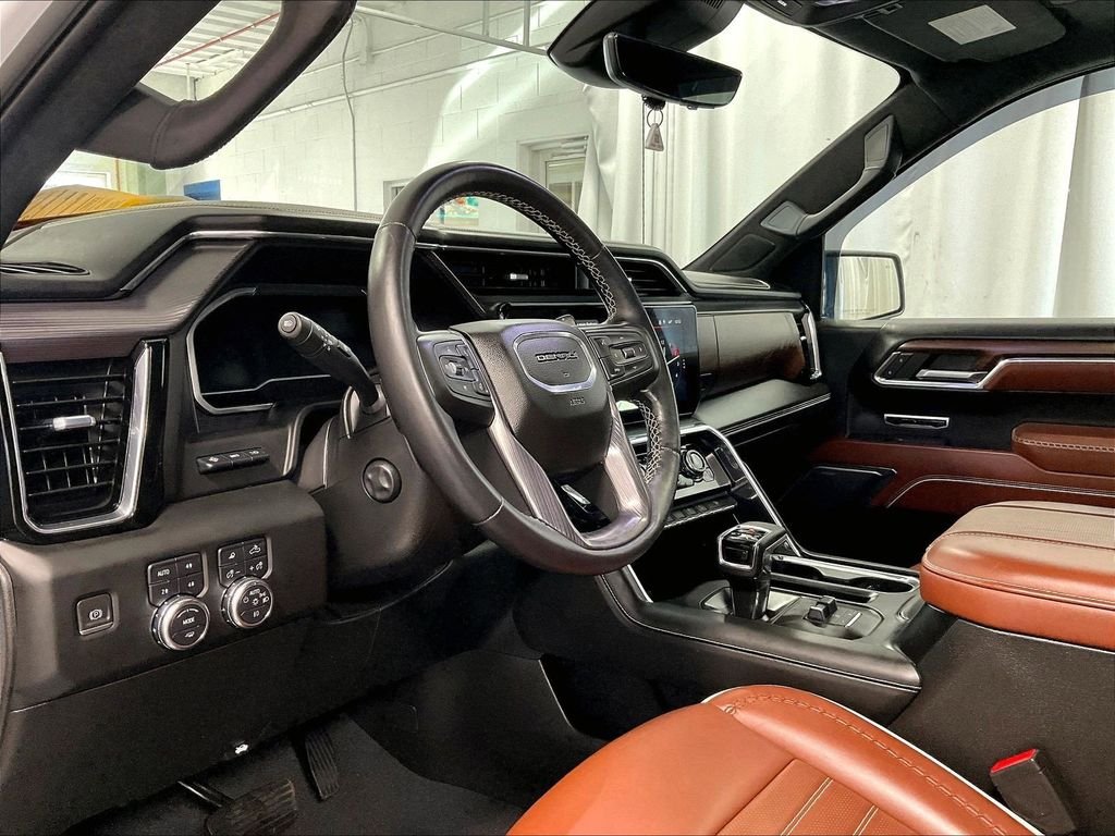 Used 2023 White GMC Denali Ultimate image 8