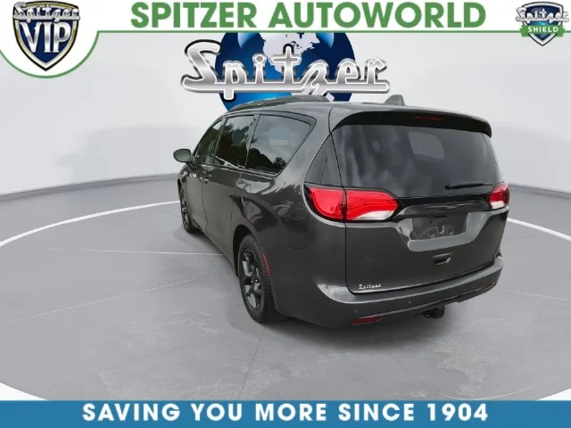 Used 2019 Gray Chrysler Touring Plus image 12