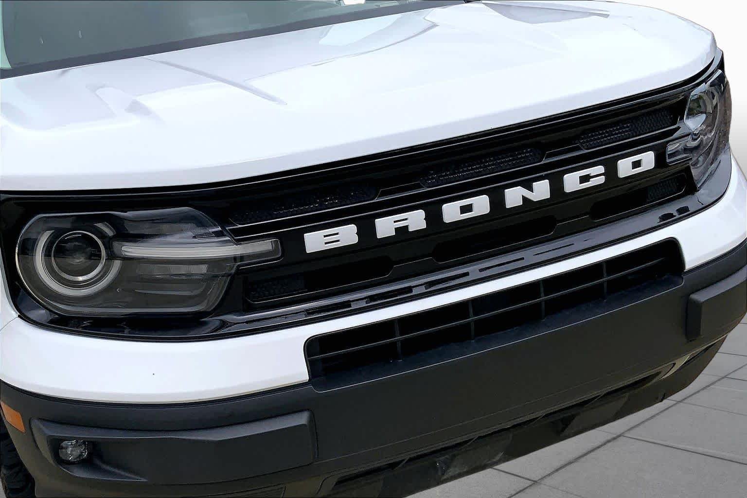 Used 2022 Oxford White Ford Outer Banks image 28